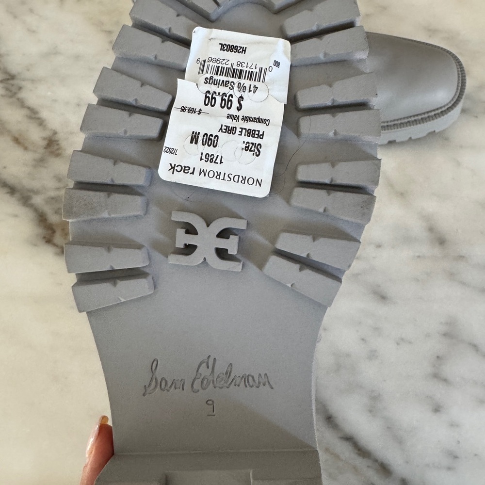 NWT Sam Edelman ♡ Laguna Chelsea Boot Pebble Grey - Picture 5 of 7